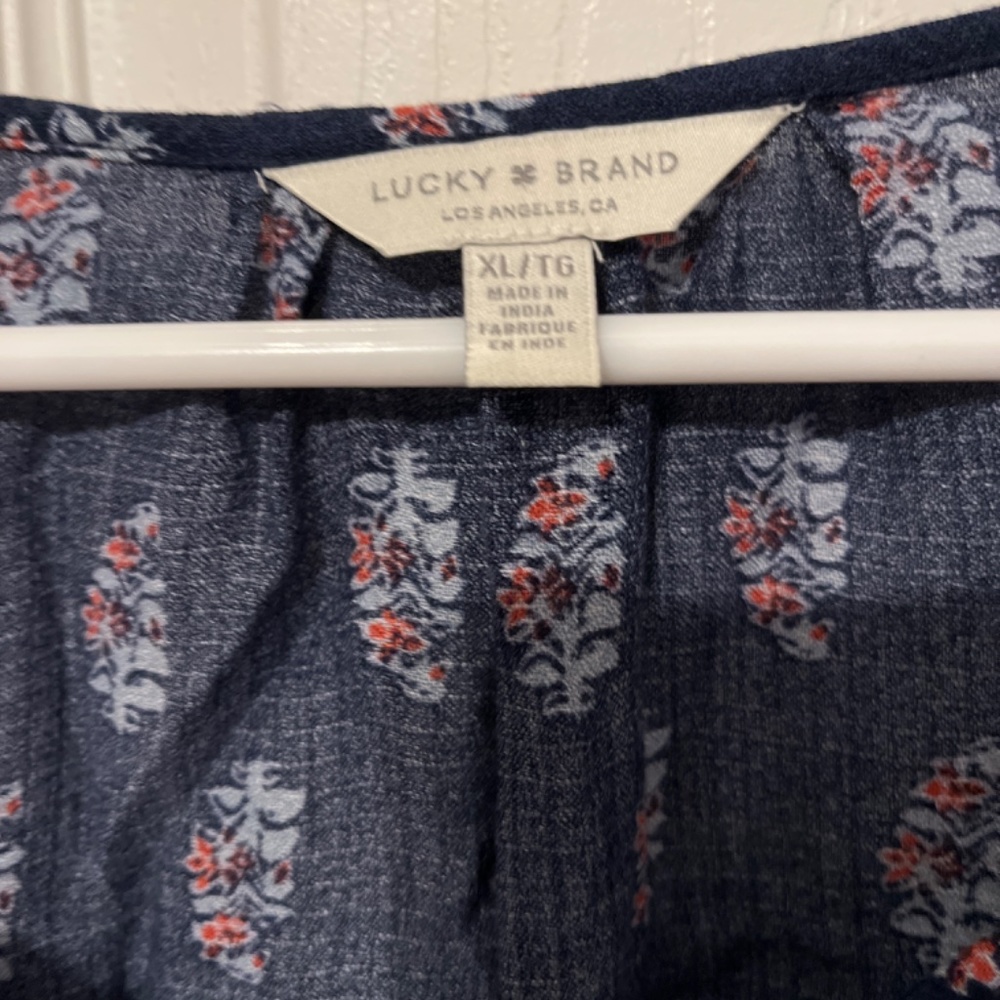 Shirt - Picture 2 of 3